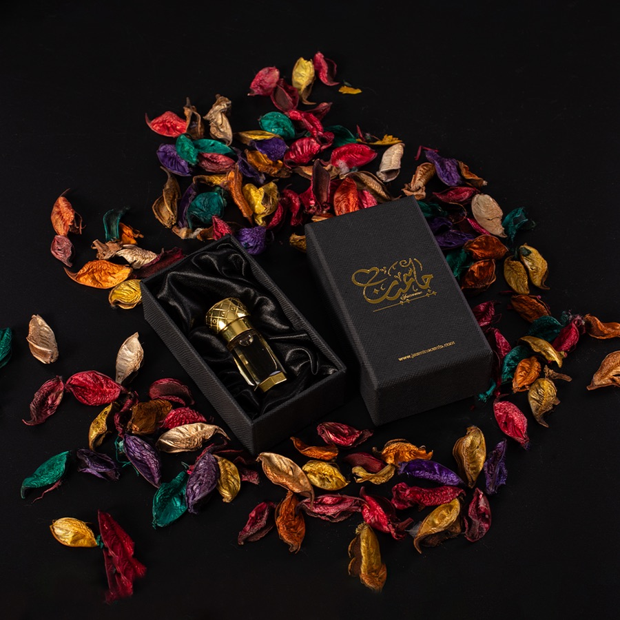 Oud oil in a gift box